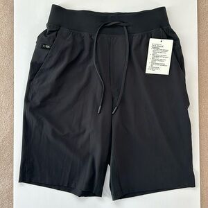 Lululemon T.H.E. Short 9” Linerless NWT